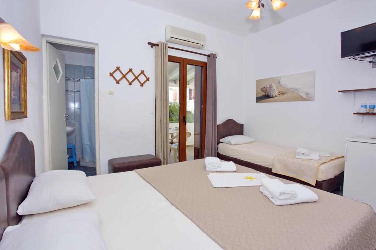 Aspous Studios And Rooms Скирос Экстерьер фото