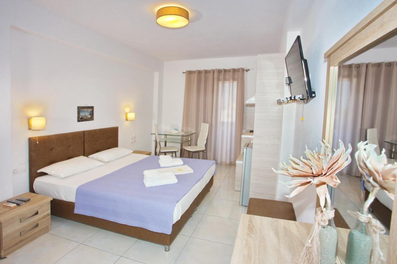 Aspous Studios And Rooms Скирос Экстерьер фото