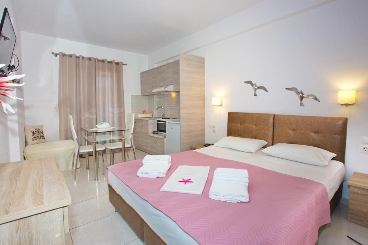 Aspous Studios And Rooms Скирос Экстерьер фото