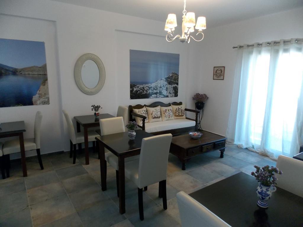 Aspous Studios And Rooms Скирос Экстерьер фото