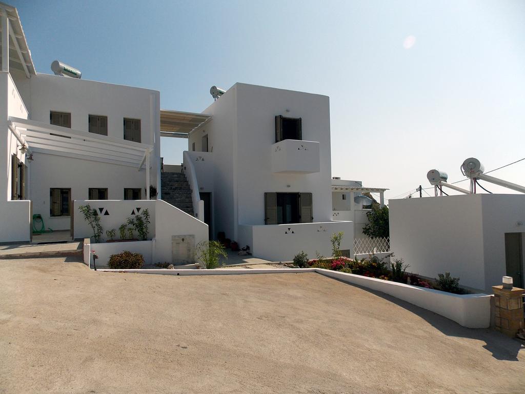 Aspous Studios And Rooms Скирос Экстерьер фото